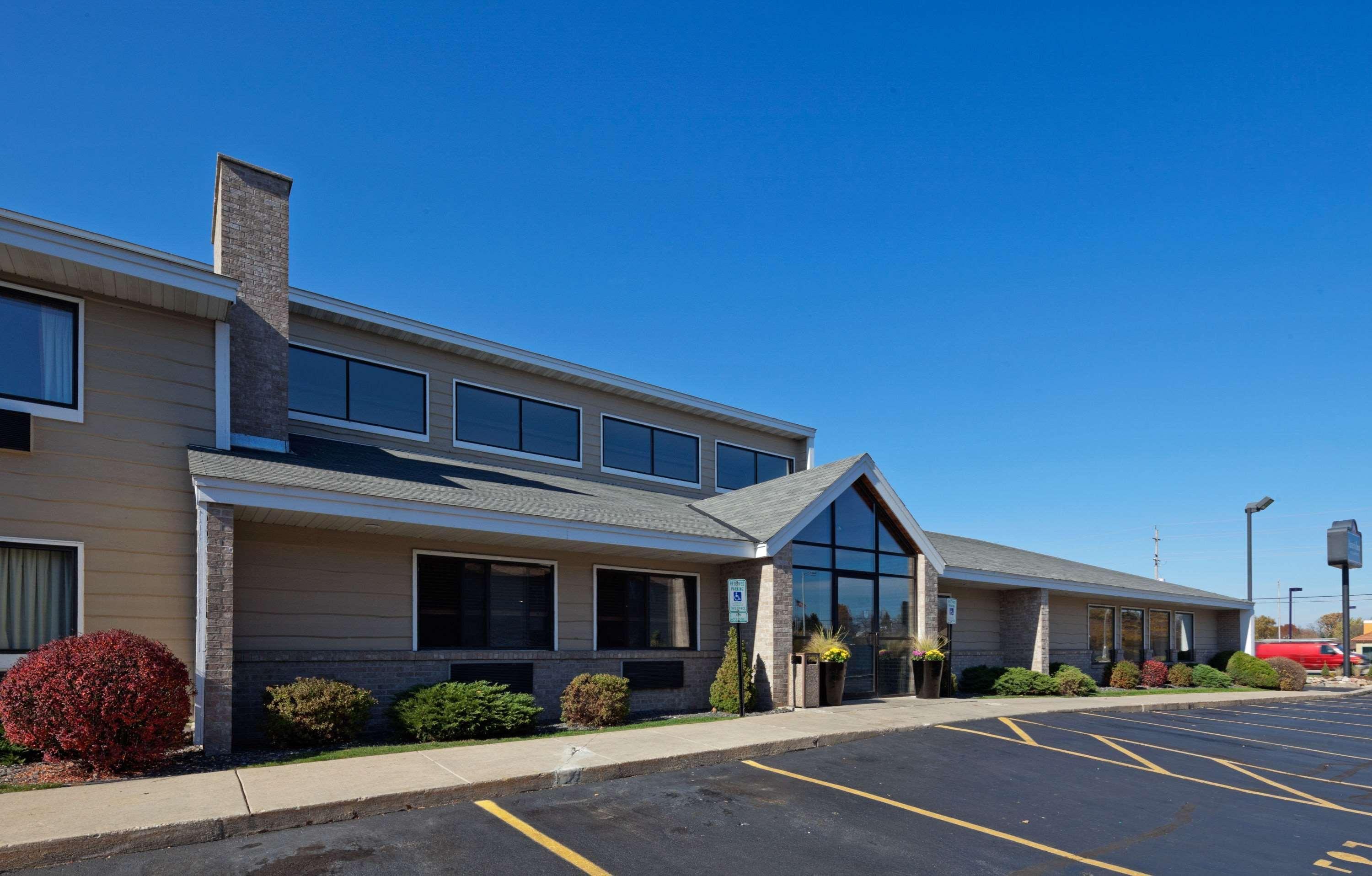 Hotel Americinn By Wyndham Wi Hartford