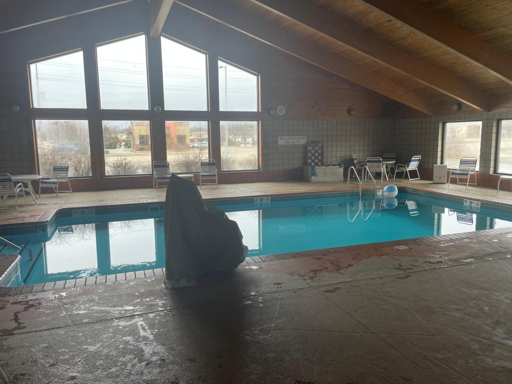 Americinn By Wyndham Wi Hartford