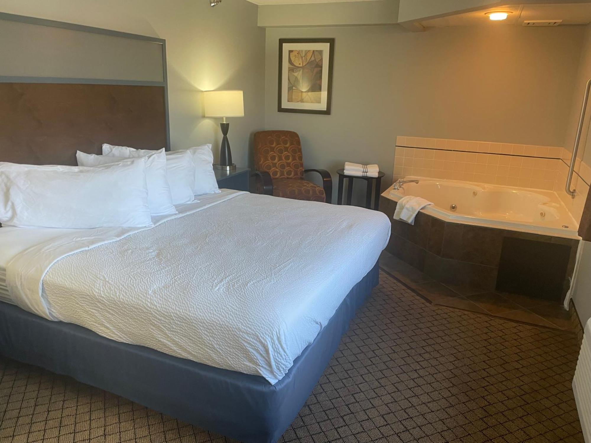 Americinn By Wyndham Wi Hotel Hartford