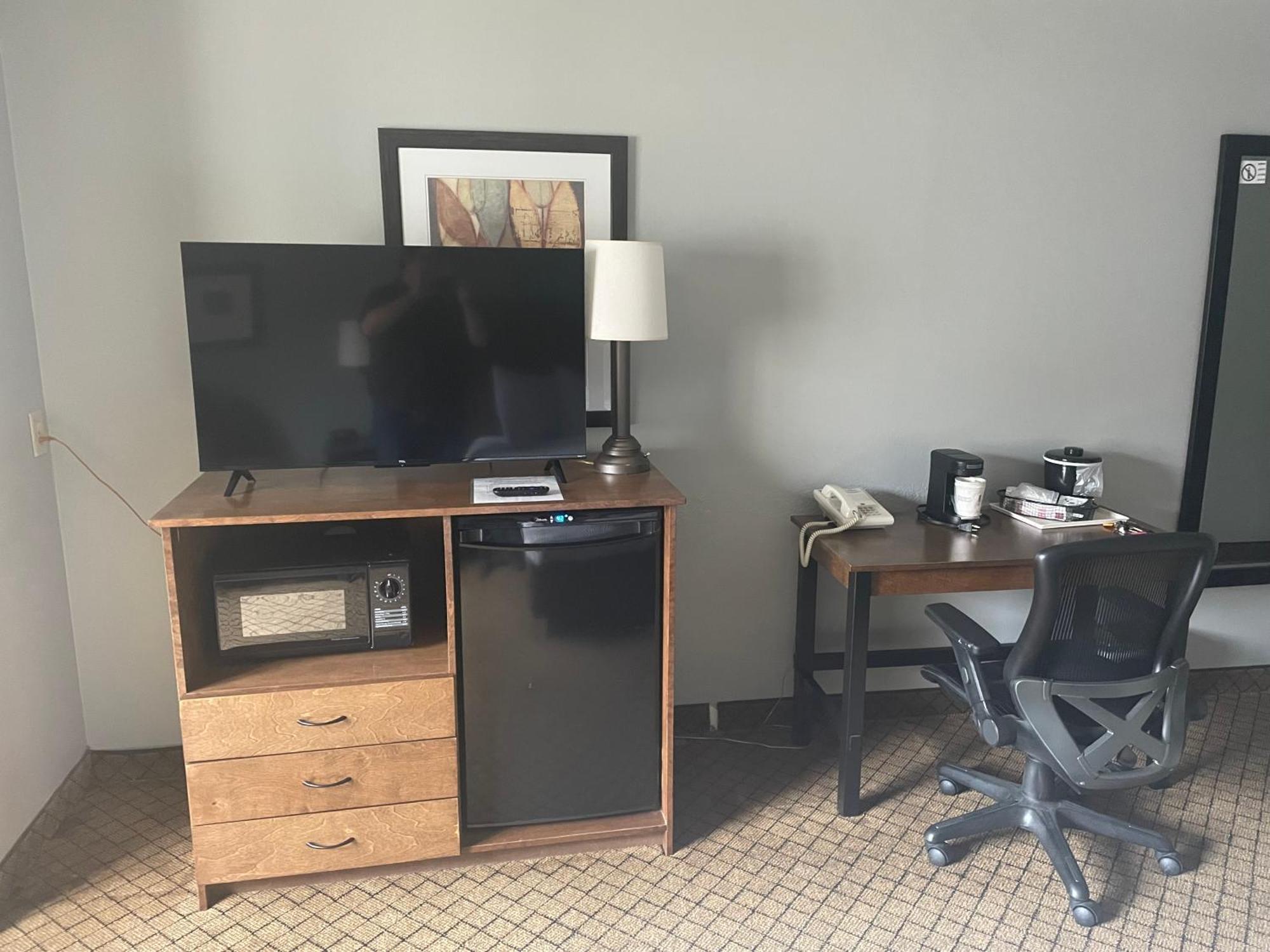 Hotel Americinn By Wyndham Wi Hartford