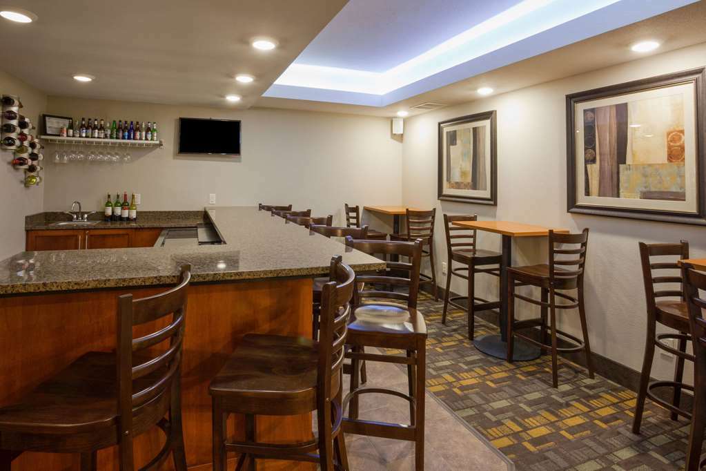 Americinn By Wyndham Wi Hotel Hartford